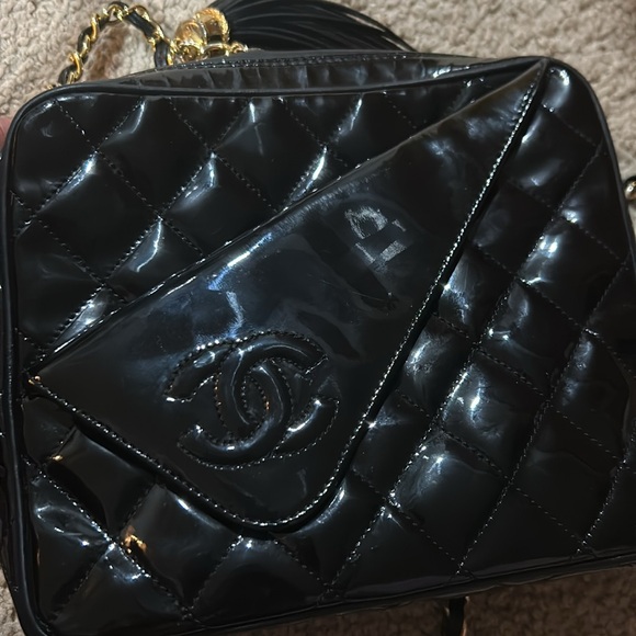 CHANEL VINTAGE CAMERA TASSEL BAG 🖤 - Picture 11 of 11